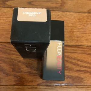 Huda Beauty Foundation